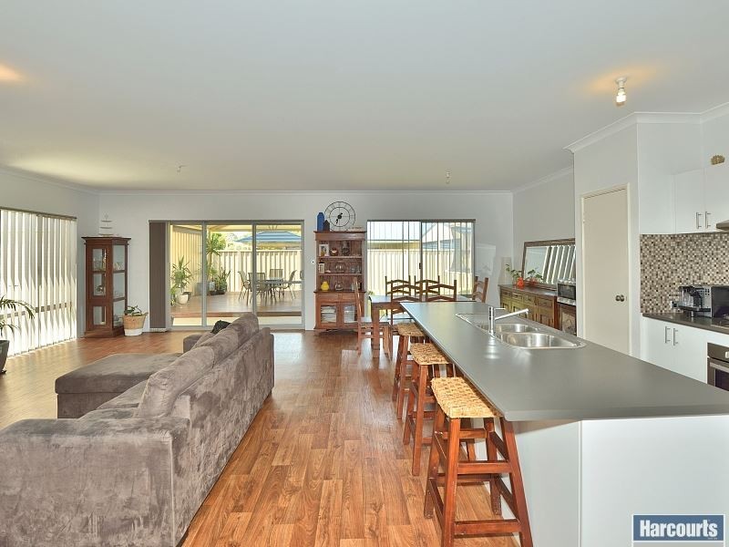 24 Holloway Turn, Ravenswood WA 6208