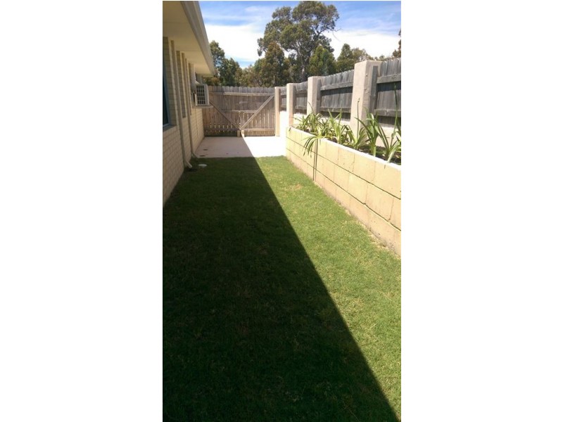 10 Moorhen Green, Dudley Park WA 6210