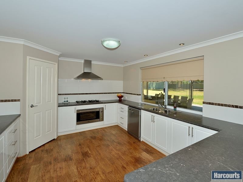 29 Balwina Road, Greenfields WA 6210