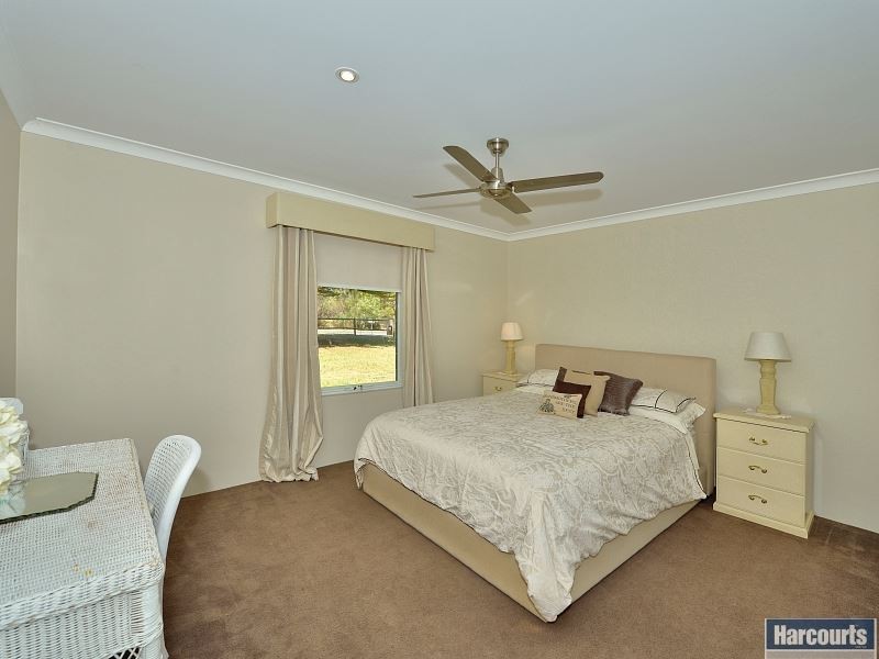 29 Balwina Road, Greenfields WA 6210