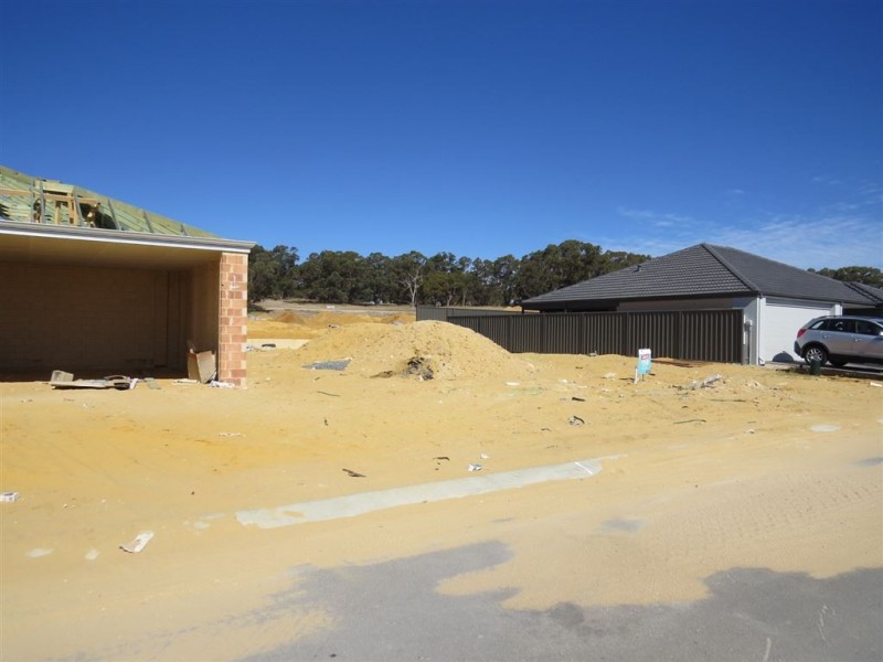 4 Barrington Approach, Lakelands WA 6180