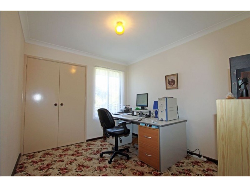 1 Agnew Place, Halls Head WA 6210