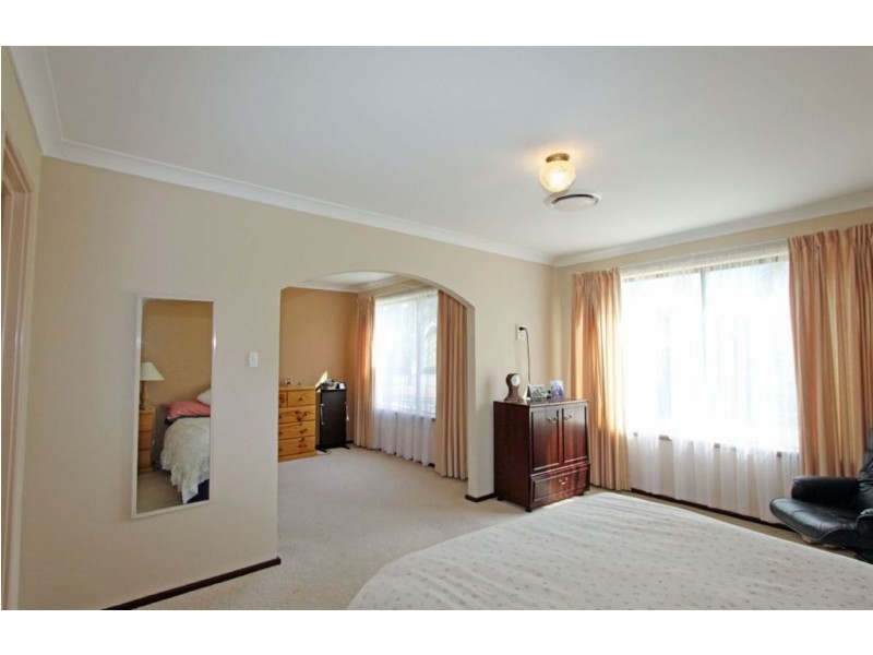 1 Agnew Place, Halls Head WA 6210