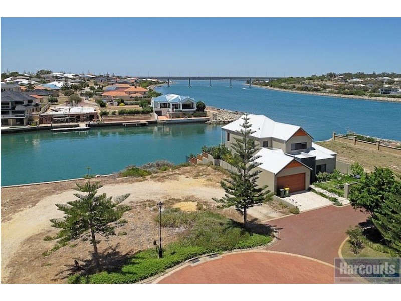 92 Voyager Close, Wannanup WA 6210