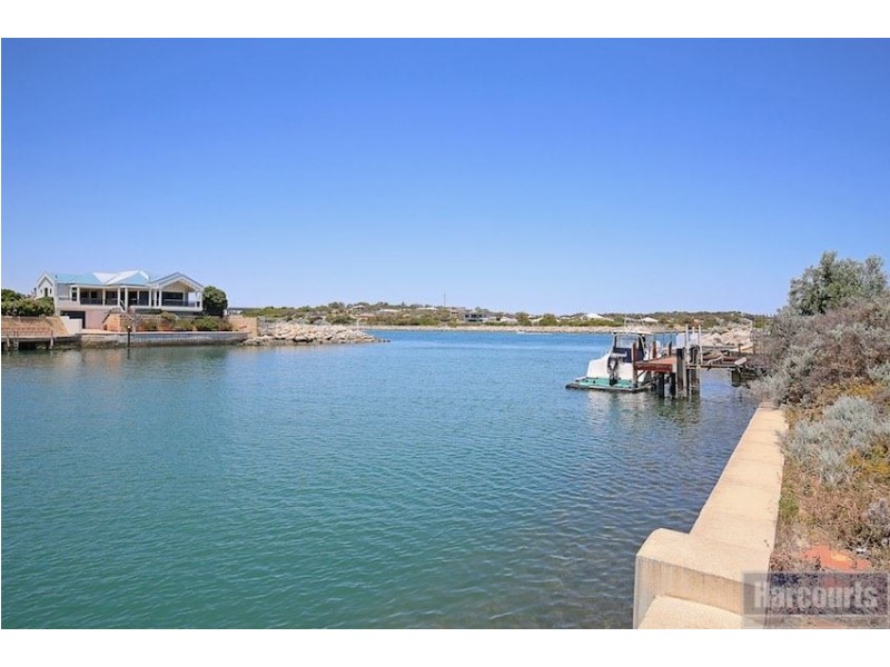 92 Voyager Close, Wannanup WA 6210
