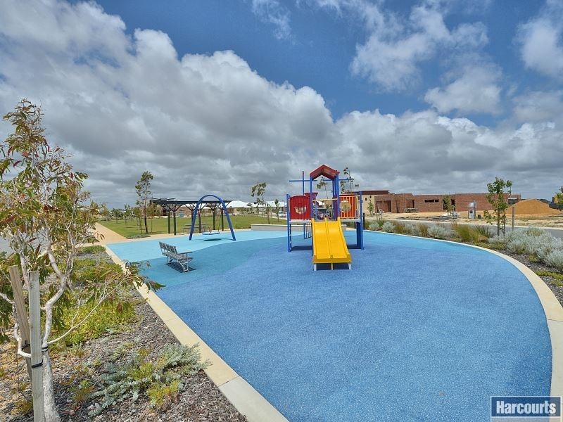 77 Midas Retreat, Dudley Park WA 6210