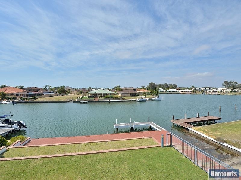 14 Waterside Drive, Dudley Park WA 6210