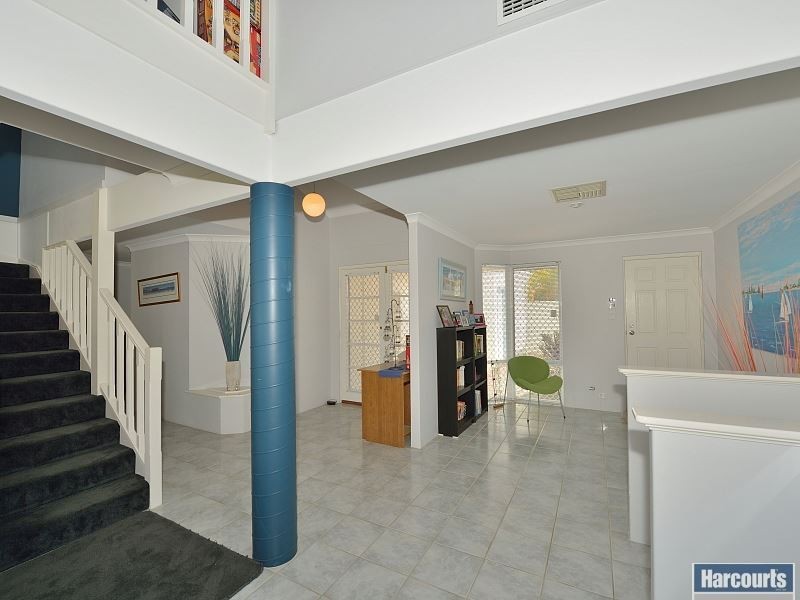 14 Waterside Drive, Dudley Park WA 6210