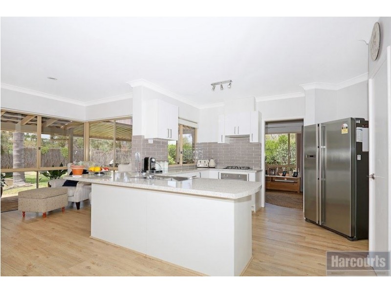 2 Robertson Grove, South Yunderup WA 6208
