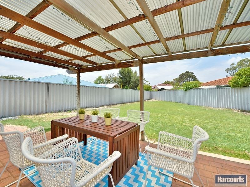 18 Lobos Mews, Secret Harbour WA 6173