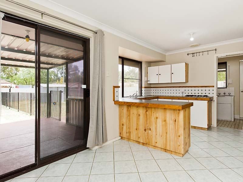 3 Wellstead Way, Coodanup WA 6210