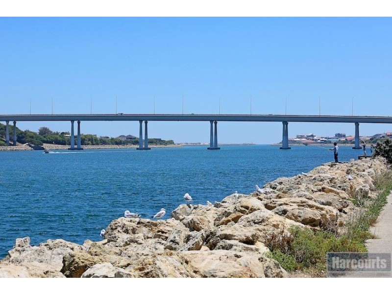 82 Sandpiper Island Retreat, Wannanup WA 6210