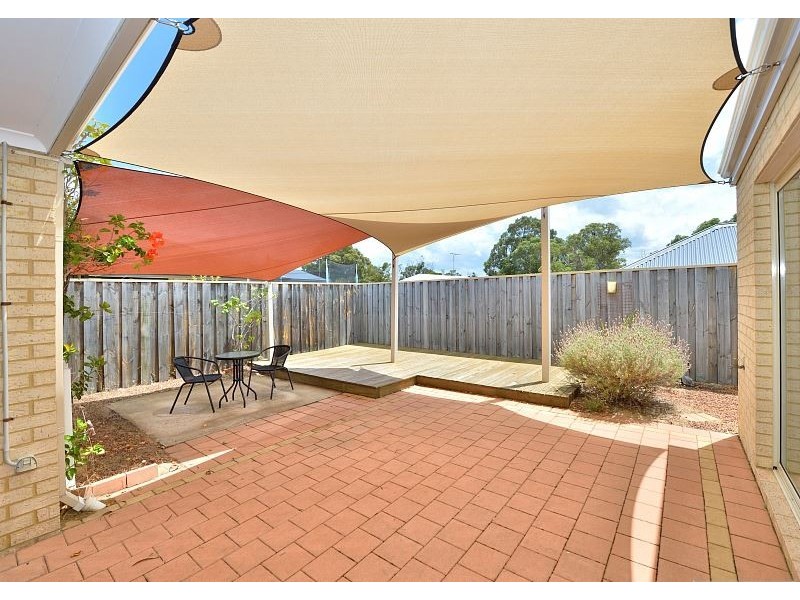 35 Tranquility Way, Halls Head WA 6210