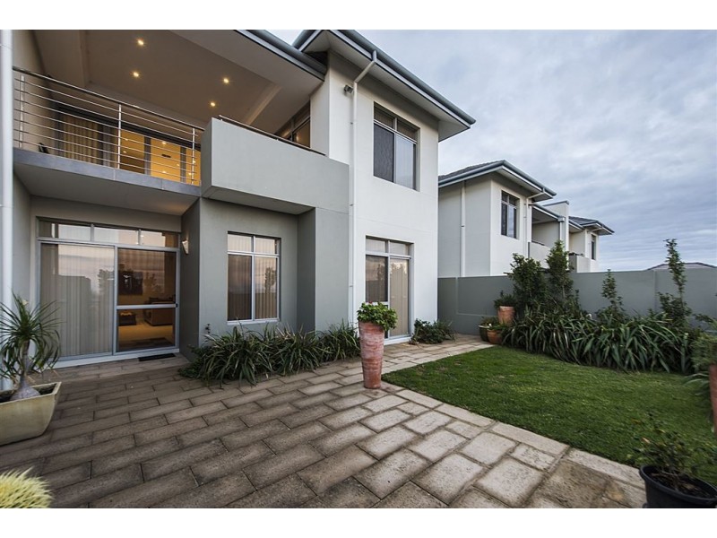 20 Caspian Drive, Wannanup WA 6210
