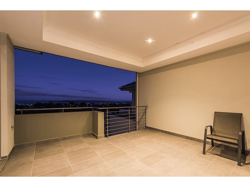 20 Caspian Drive, Wannanup WA 6210
