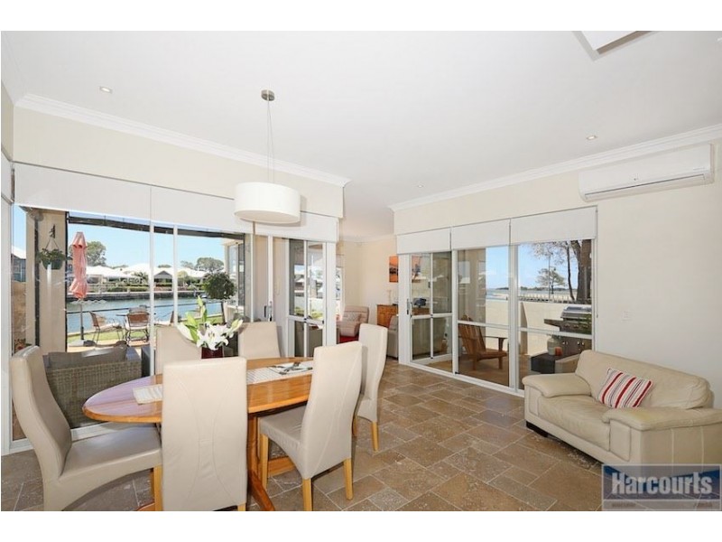 9 Waterford Retreat, Erskine WA 6210