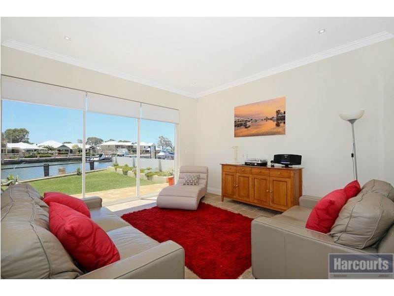 9 Waterford Retreat, Erskine WA 6210