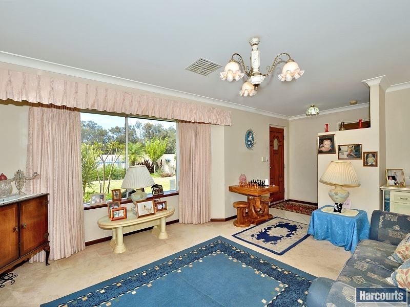 21 Waterside Drive, Dudley Park WA 6210