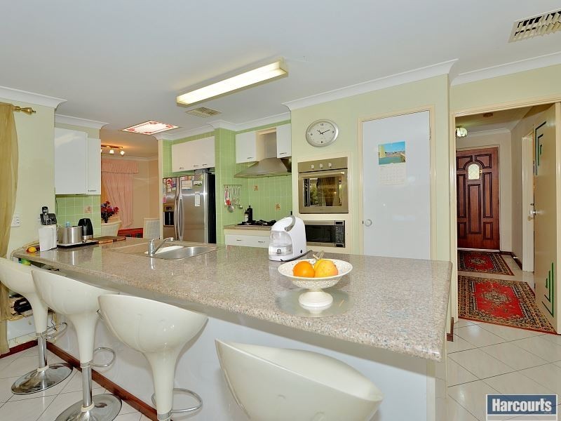 21 Waterside Drive, Dudley Park WA 6210