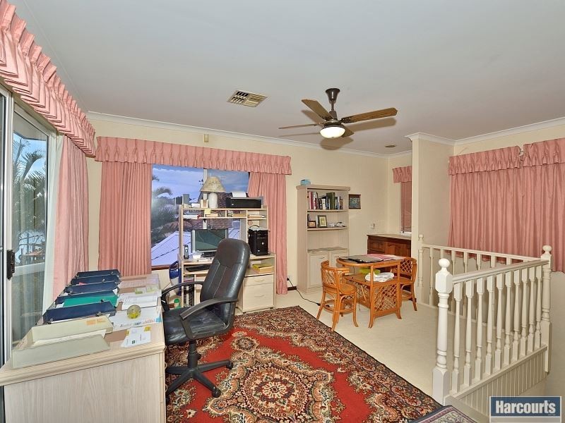 21 Waterside Drive, Dudley Park WA 6210