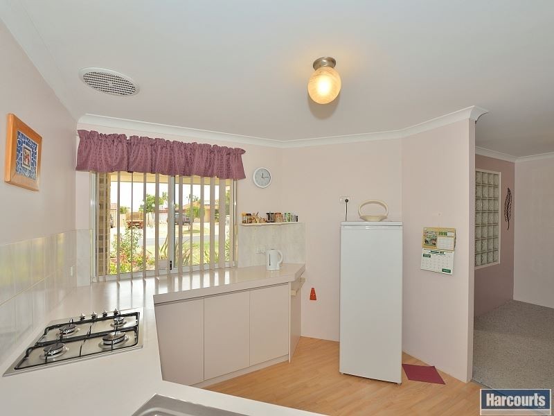 8 Erica Street, Coodanup WA 6210