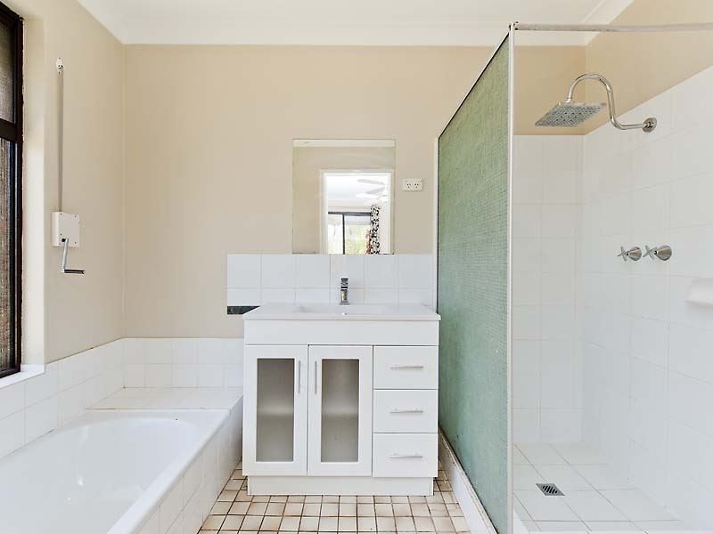 3 Wellsted Way, Coodanup WA 6210