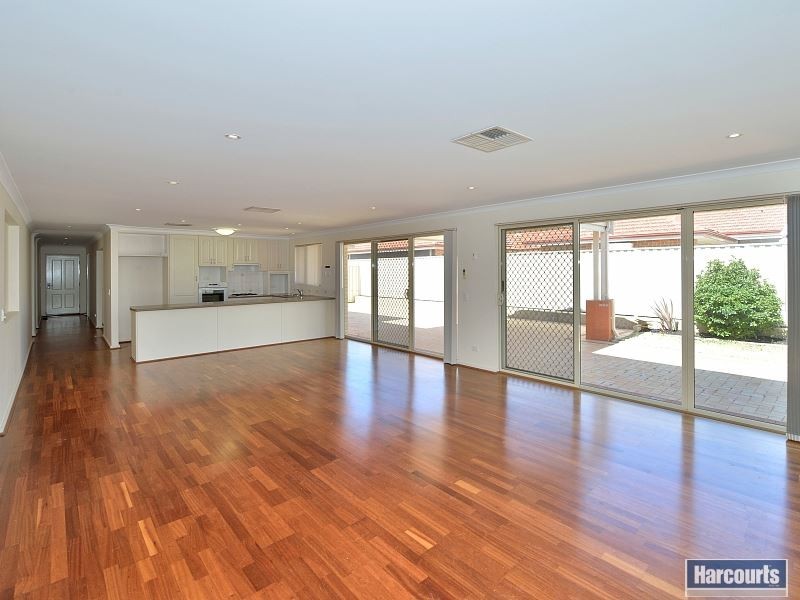 16 Turtle Way, Dawesville WA 6211