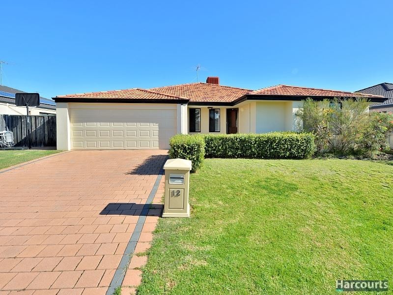 12 Boardwalk Boulevard, Halls Head WA 6210