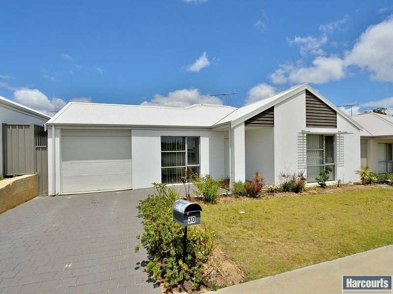 30 Bellerive Pass, Meadow Springs WA 6210