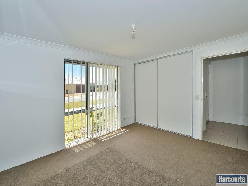 30 Bellerive Pass, Meadow Springs WA 6210