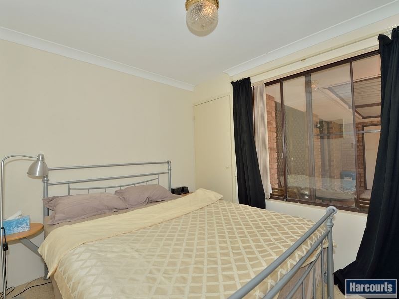 14 Admiralty Crescent, Halls Head WA 6210