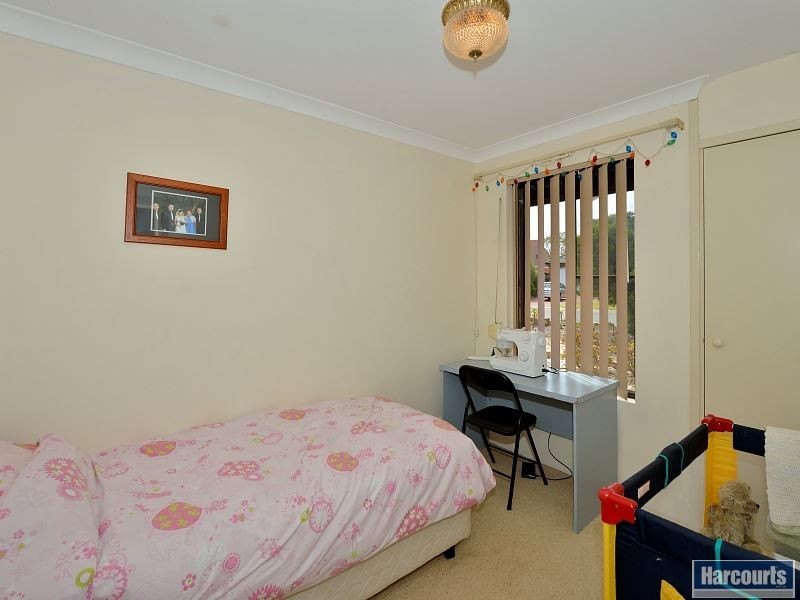 14 Admiralty Crescent, Halls Head WA 6210