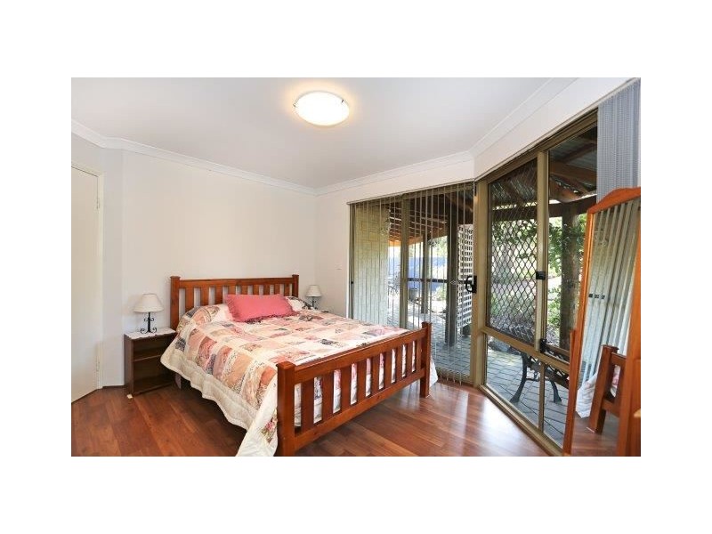 10 Russell Drive, Waroona WA 6215