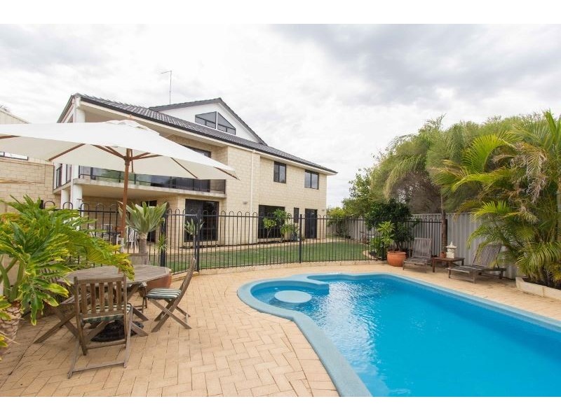 7 Nettle Place, Halls Head WA 6210