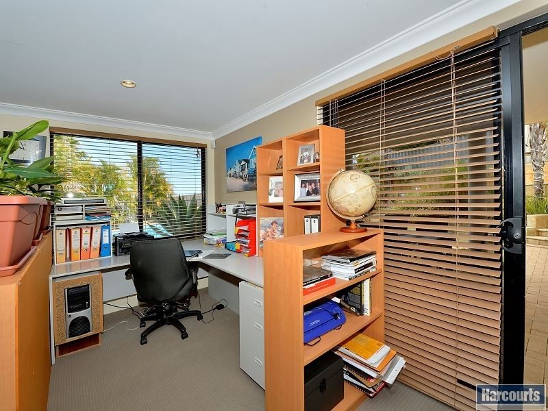 7 Nettle Place, Halls Head WA 6210