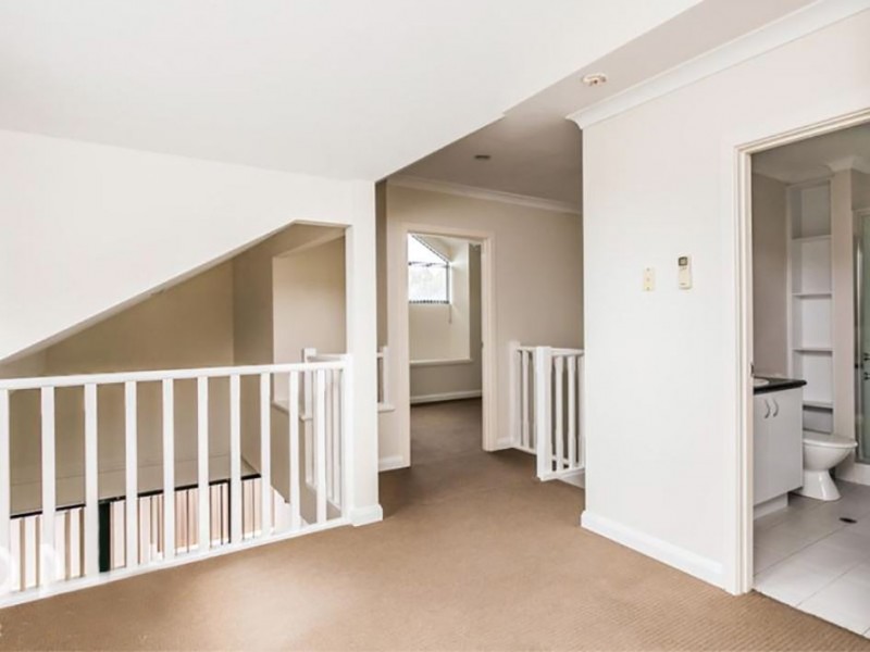 60D Davey Street, Mandurah WA 6210