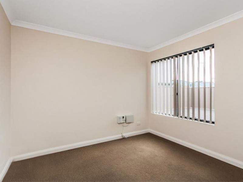 60D Davey Street, Mandurah WA 6210