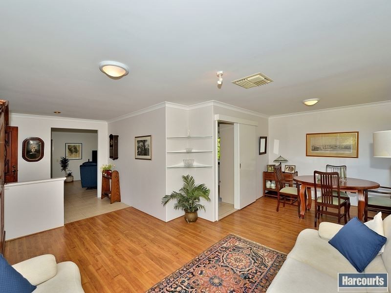 7 Quayside Close, Halls Head WA 6210