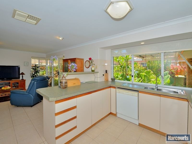 7 Quayside Close, Halls Head WA 6210