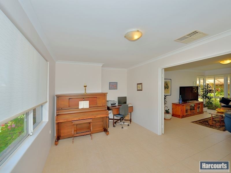 7 Quayside Close, Halls Head WA 6210