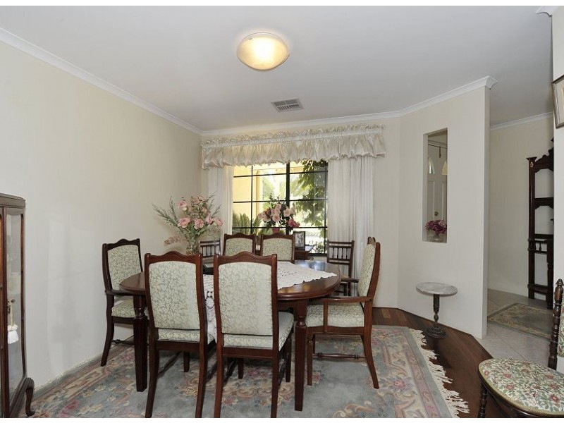 82 Peaceful Waters Drive, Barragup WA 6209