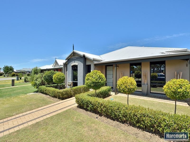 6 Moorhen Green, Dudley Park WA 6210