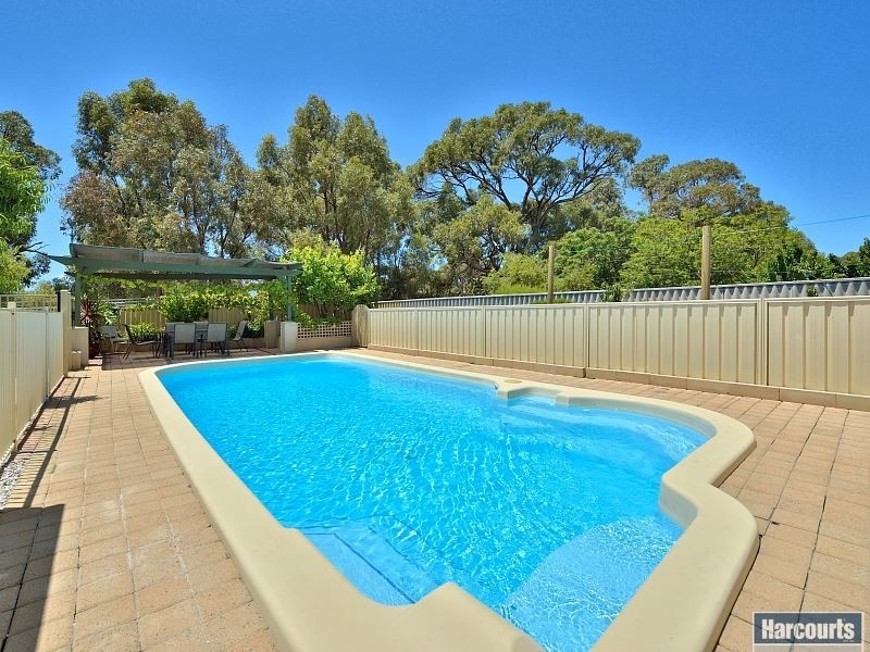 1 Sievewright Street, Silver Sands WA 6210