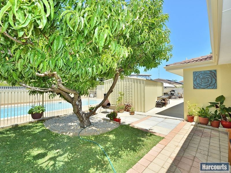 1 Sievewright Street, Silver Sands WA 6210