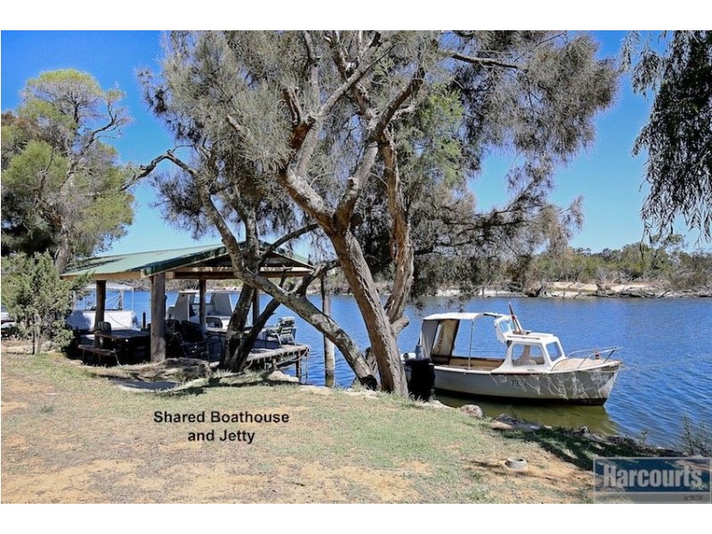 5 Strain Glen, South Yunderup WA 6208