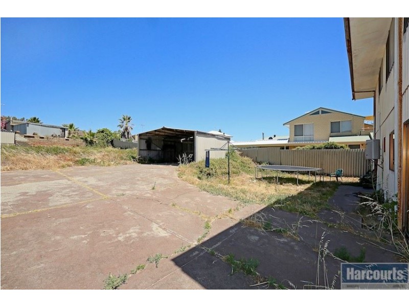 53 Halls Head Parade, Halls Head WA 6210