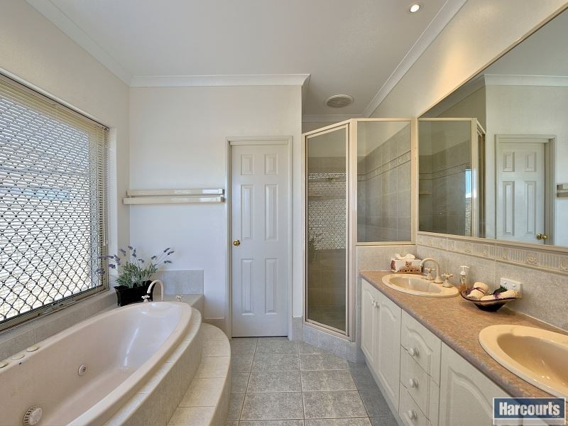 65 Aztec Island Retreat, Halls Head WA 6210