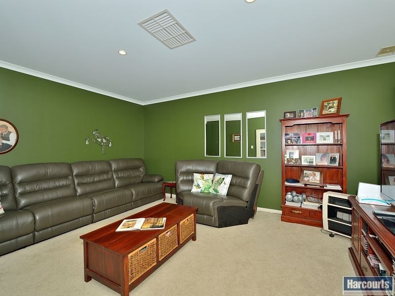 65 Aztec Island Retreat, Halls Head WA 6210