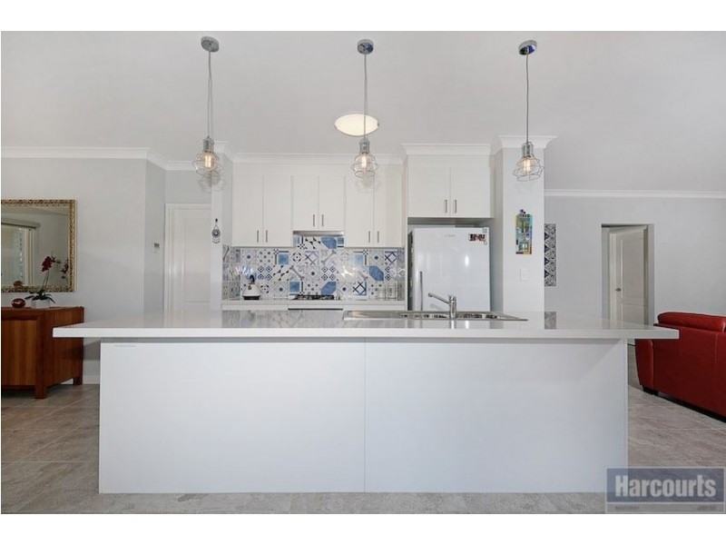 13/70 Rodoreda Crescent, Ravenswood WA 6208