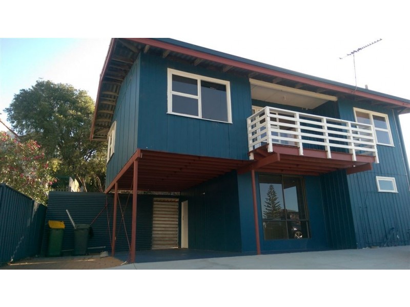 13A Valley Road, Halls Head WA 6210